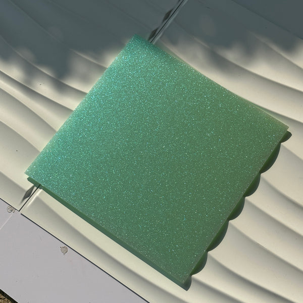 Iridescent Acrylic Sheets with Color-shifting Effect Under Light